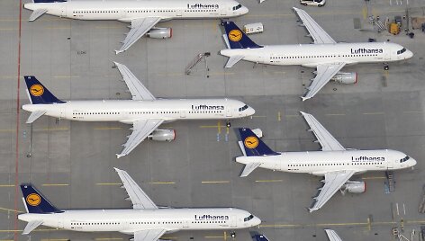 &bdquo;Lufthansa&ldquo; dėl streiko at&scaron;aukė tūkstančius skrydžių.