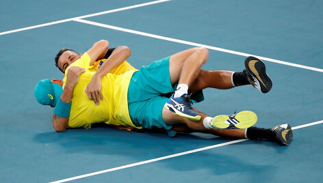 Nickas Kyrgiosas ir Alexas De Minauras