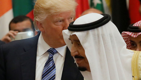 Donaldas Trumpas ir Saudo Arabijos karalius Salmanas