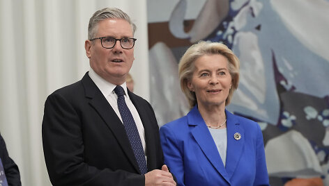 K. Starmeris ir U. von der Leyen / Stefan Rousseau