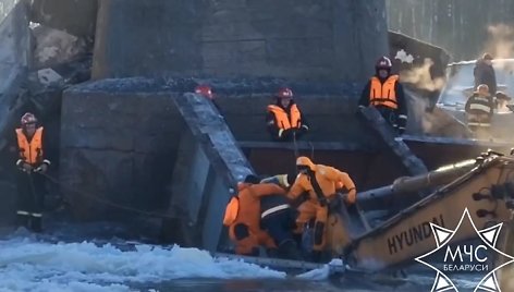 Baltarusijoje įgriuvo tiltas per Nemuną