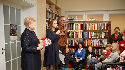 Prezidentė Dalia Grybauskaitė paskelbė „Knygų Kalėdų“ pradžią