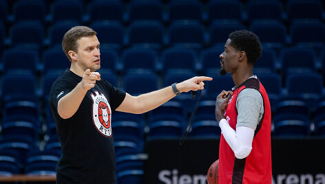 Dainius Adomaitis ir Manny Harrisas