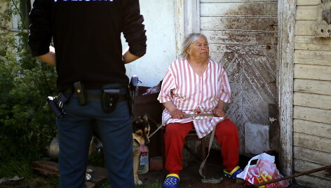 Panevėžio rajone, Bliūdžių kaime, vyko bene 40-ies &scaron;unų gelbėjimo operacija