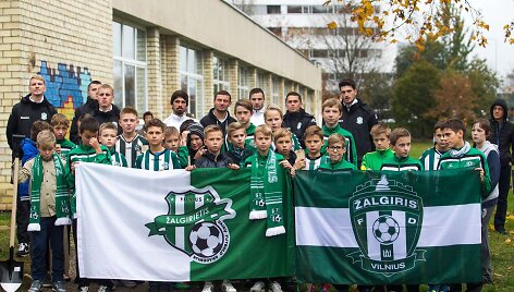 Stadiono statybų pradžia