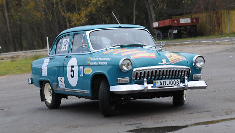 Automobilių sporto veteranai rinksis į slalomo trasą