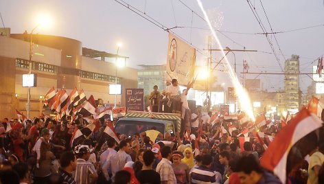 Egipto prezidento šalininkai švenčia Kaire, Tahriro aikštėje
