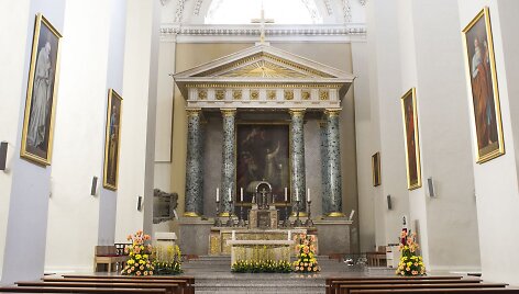 Vilniaus arkikatedra 2014-ųjų vasarį.