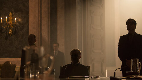 Christophas Waltzas&nbsp;(centre) ir Gediminas Adomaitis (de&scaron;inėje) filme &bdquo;Spectre&ldquo;