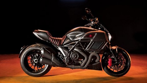 „Ducati Diavel Diesel“ motociklas