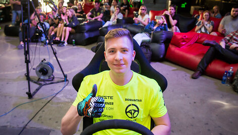 &bdquo;Neste Dream 2 Drive" superfinalas