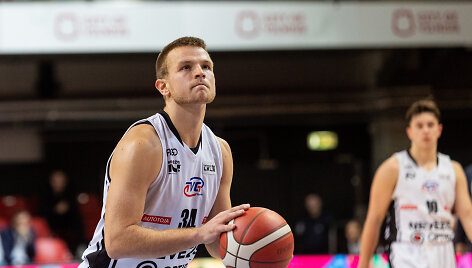 Bradley Davison