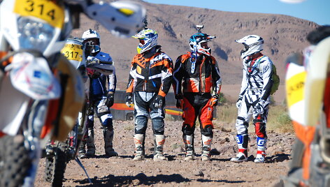 Tuarego ralis, pirma diena
