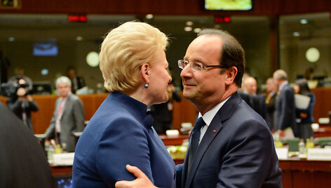 Dalia Grybauskaitė i&scaron; Prancūzijos prezidentas Francois Hollande'as