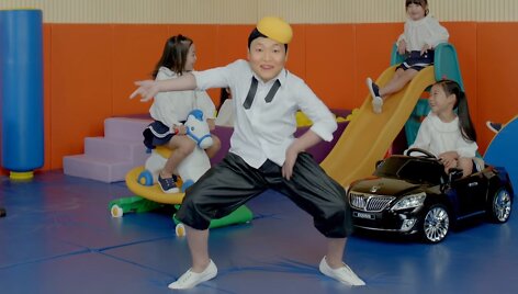 Psy vaizdo klipe &bdquo;Daddy&ldquo;