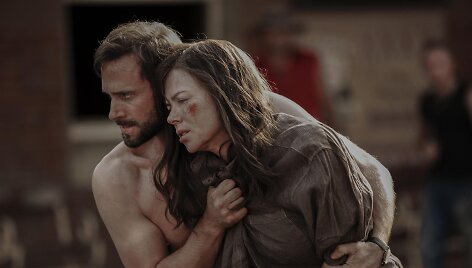 Josephas Fiennesas ir Nicole Kidman filme &bdquo;Svetima &scaron;alis&ldquo;
