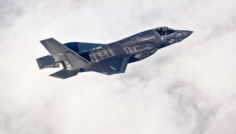Naikintuvas F-35B