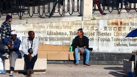 Lisabona &ndash; įvairiatautis miestas. Tai liudija ir mieste esanti tolerancijos siena, ant kurios  įvairiomis kalbomis užra&scaron;yta būtent &scaron;i frazė.