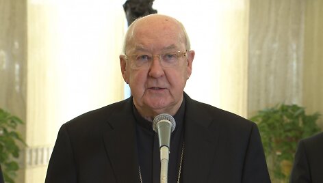Kevinas Farrellas / Vatican Media / AP