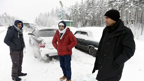 Migrantai i&scaron; Afganistano prie Rusijos-Suomijos pasienio