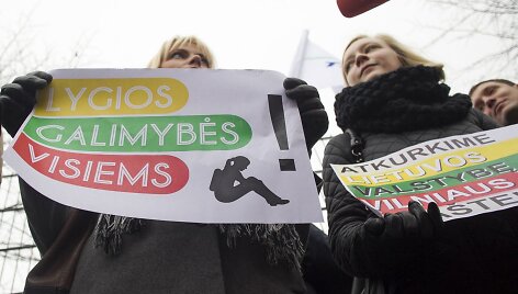 Piketas prie Vilniaus rajono savivaldybės