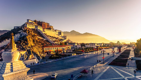 Lasa, Tibetas