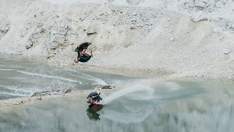 Vandenlenčių profesionalai, red bull