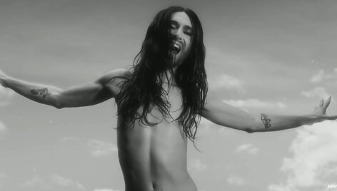 Conchita Wurst vaizdo klipe &bdquo;You Are Unstoppable&ldquo;