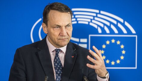 R. Sikorskis / Wiktor Dabkowski / ZUMAPRESS.com