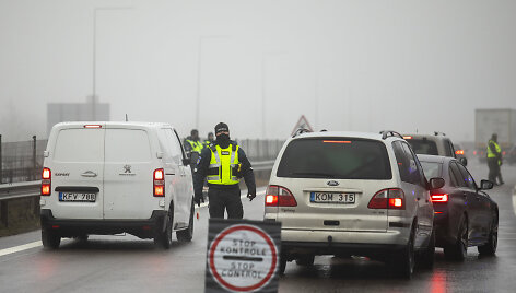 Stacionarus policijos kontrolės postas