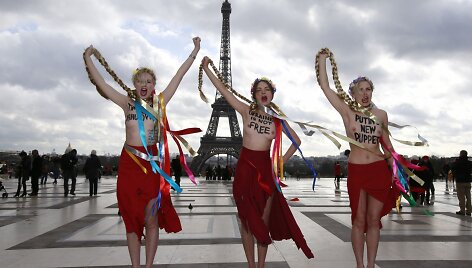 &bdquo;Femen&ldquo; protestas Paryžiuje
