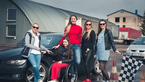 &bdquo;Racing ladies&ldquo; slalomo treniruotė