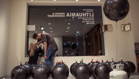 Tokijuje Lietuvos kūrėjai pristato dizainą, &scaron;iuolaikinį meną ir kultūros lauko aktualijas