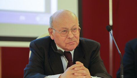 Prof. Krzysztofas Pomianas