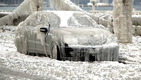 Automobilis žiemą