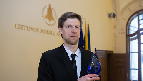 Dr. Arnoldas Deltuva