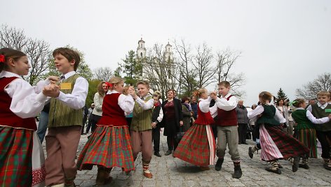 Kurtuvėnuose įvyko respublikinis tradicinių šokių festivalis „Patrepsynė“