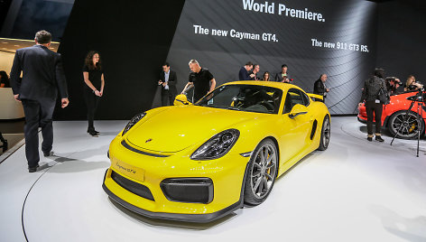 „Porsche Cayman GT4“