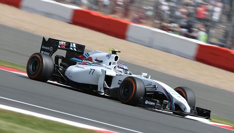 &bdquo;Formulės-1&ldquo; penktadienio treniruotės Silverstone