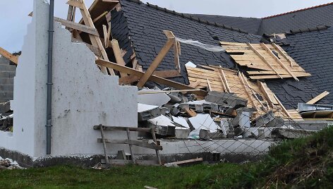 Audros sugriautas namas Prancūzijoje
