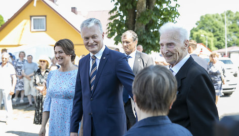 Gitanas Nausėda, Diana Nausėdienė, Antanas Nausėda