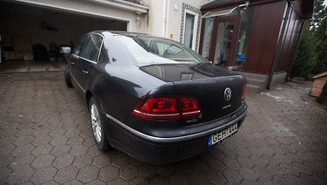 Rūdyti pradėjęs „Volkswagen Phaeton“