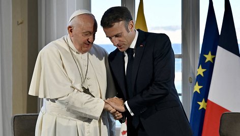 Popiežius Pranciškus ir Emmanuelis Macronas 2023-iaisiais / SIPA