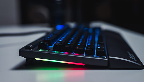 &bdquo;Asus ROG Strix Flare&ldquo; klaviatūra