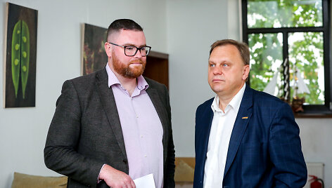 Valdas Sutkus, LVK prezidentas (d.) Marius Dubnikovas, LVK Mokesčių komisijos pirmininkas (k.)