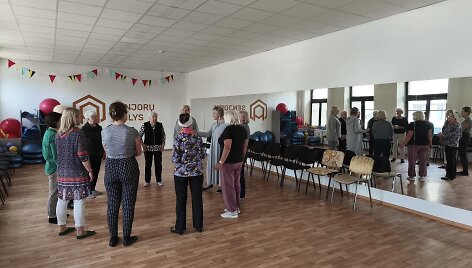 Lietuvos &scaron;okio-judesio terapijos asociacijos organizuoti užsiėmimai Vilniaus senjorėms