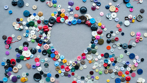 I&scaron; sagų sudėliota &scaron;irdis