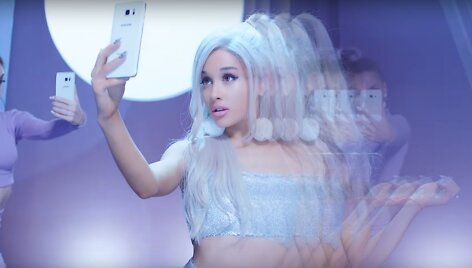 Ariana Grande vaizdo klipe &bdquo;Focus&ldquo;
