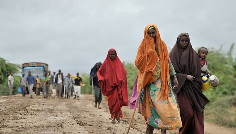 Afrikoje nuo smurto i&scaron; savo namų pabėgo &scaron;imtai tūkstančių žmonių 