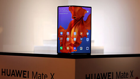 &bdquo;Huawei Mate X&ldquo; telefonas